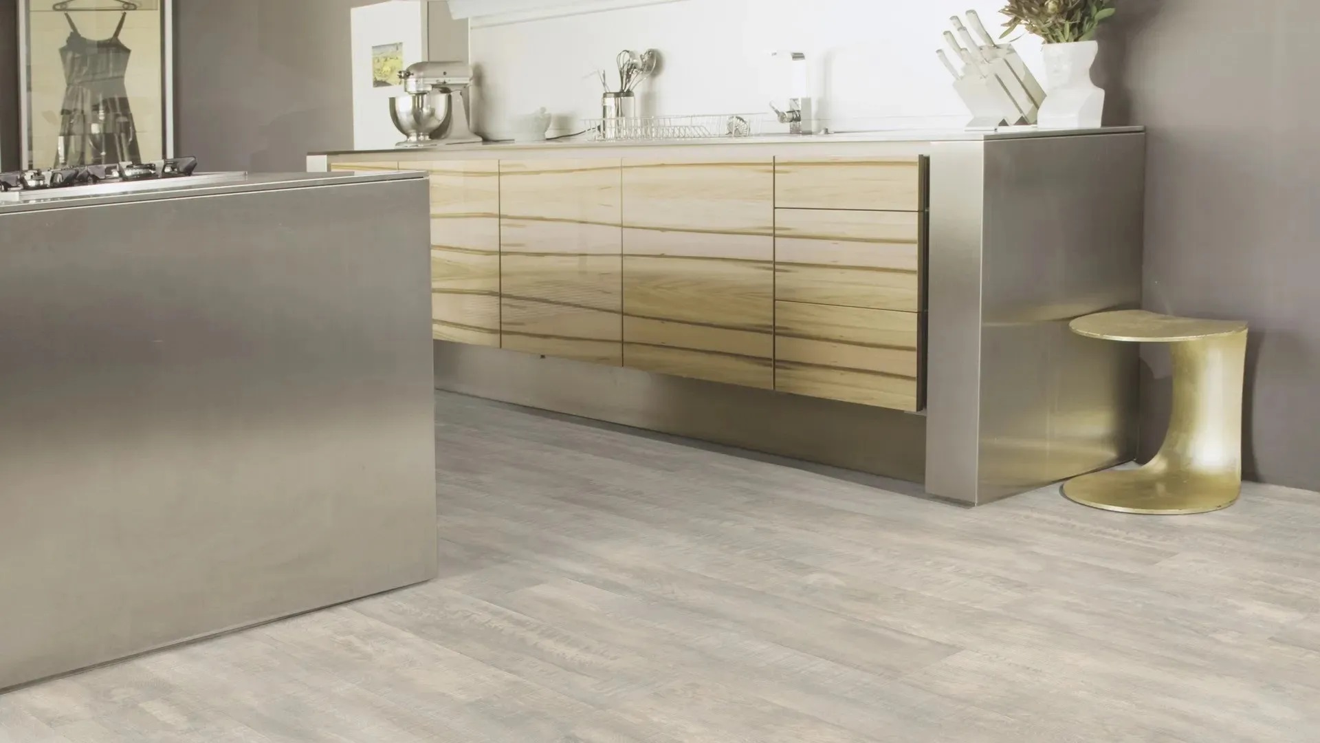 Вінілова підлога Hydrocork Plus - Claw Silver Oak B5V3003. 33 клас, 6 мм. Виробництво Португалія.