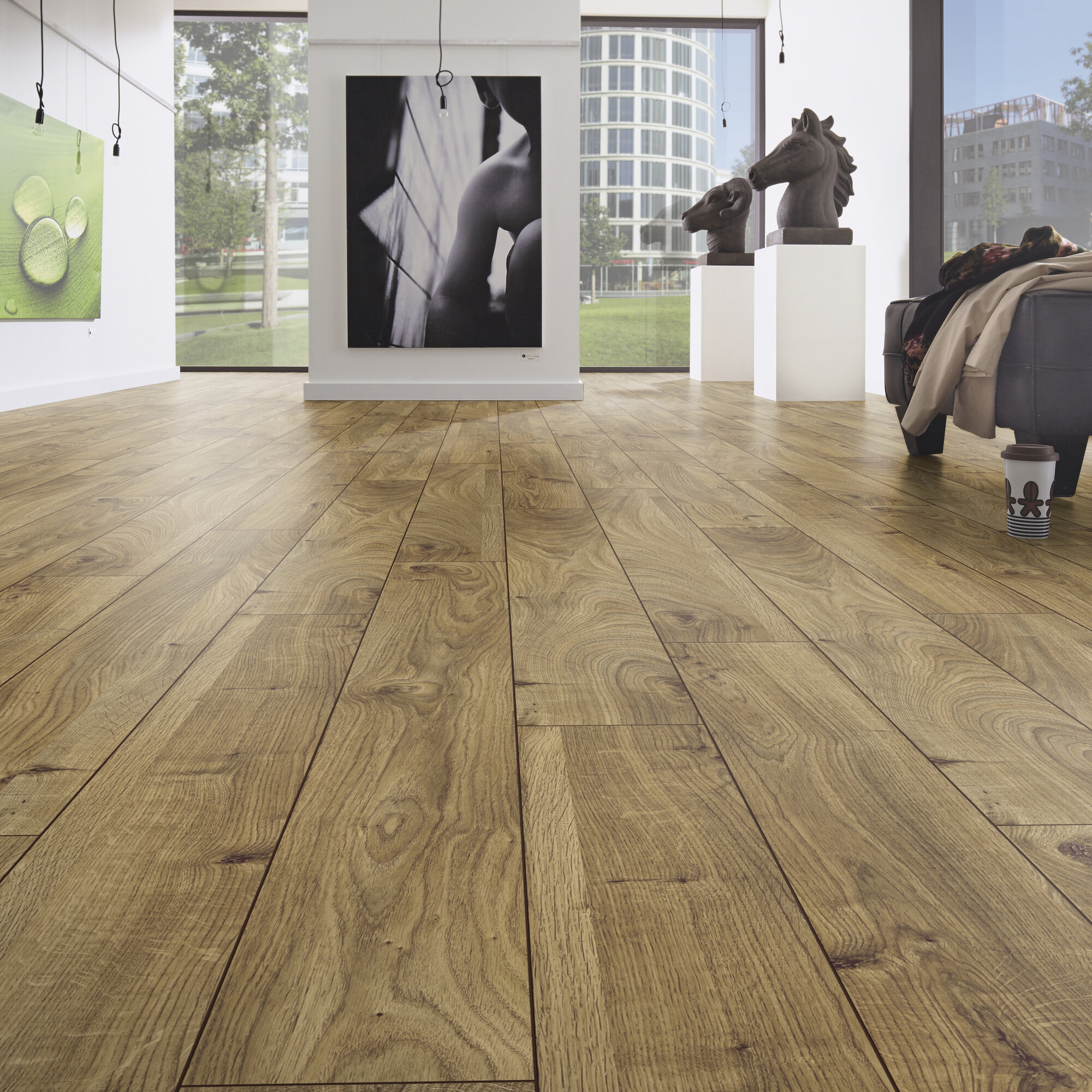 Ламінат Kronotex - Everest Oak Bronze, артикул D 3077, 33 клас, 12 мм. Колекція Mammut. Виробництво Німеччина.