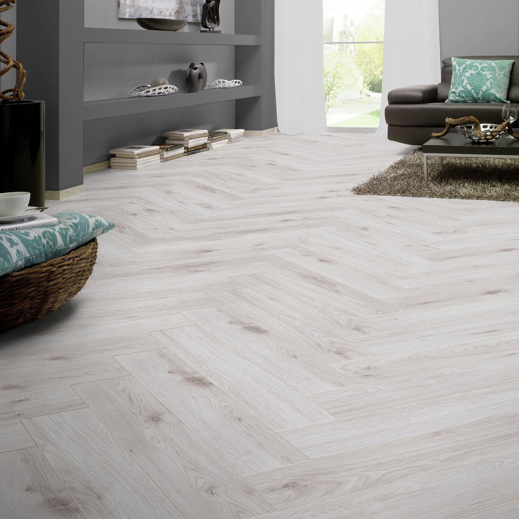 Ламінат Kronotex - Bordeaux Oak, артикул D 3516, 32 клас, 8 мм. Колекція Herringbone. Виробництво Німеччина.