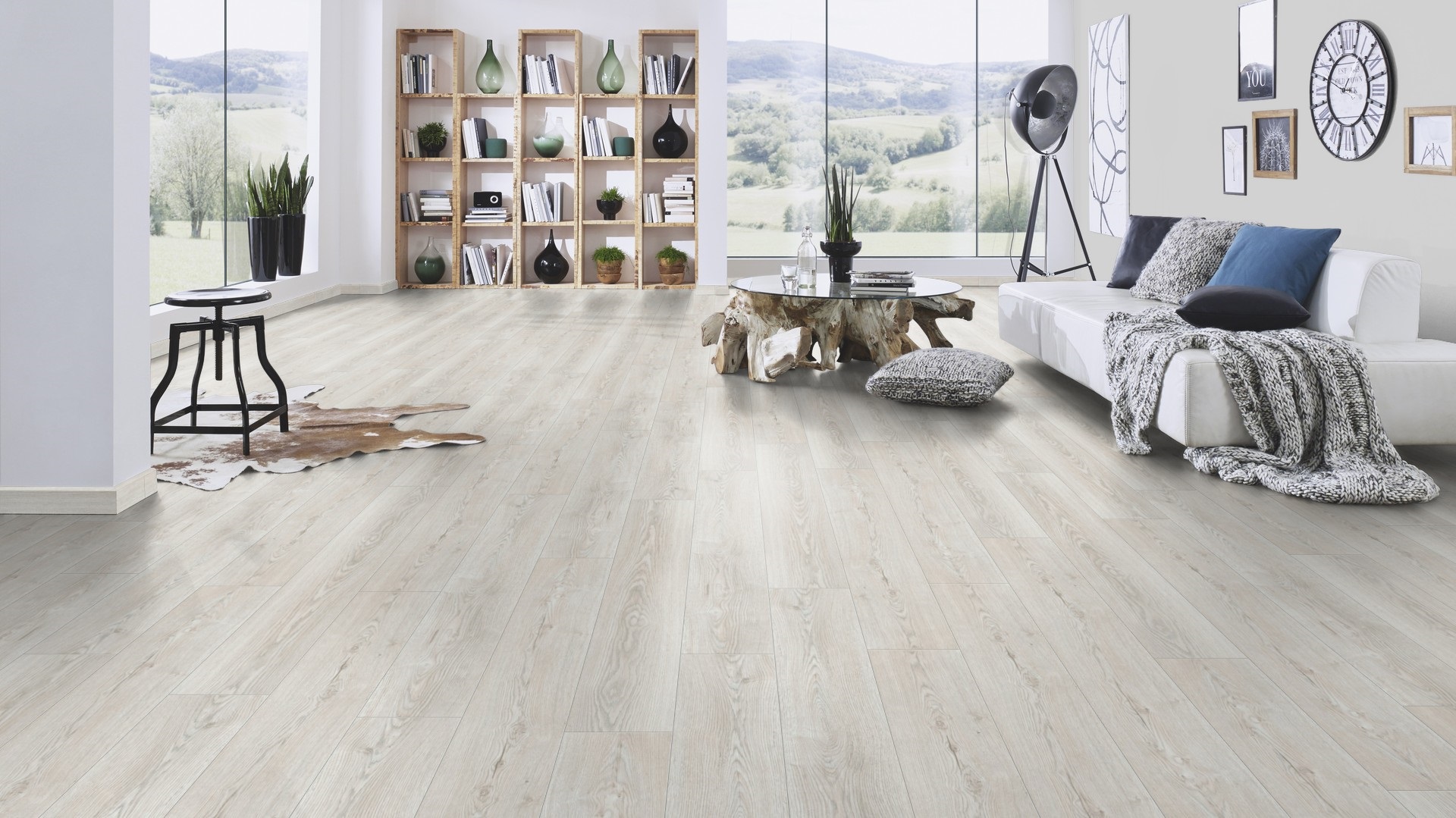 Ламінат Krono Original - Misty Sterling Oak, артикул K484, 32 клас, 8 мм. Колекція Super Natural. Польща.