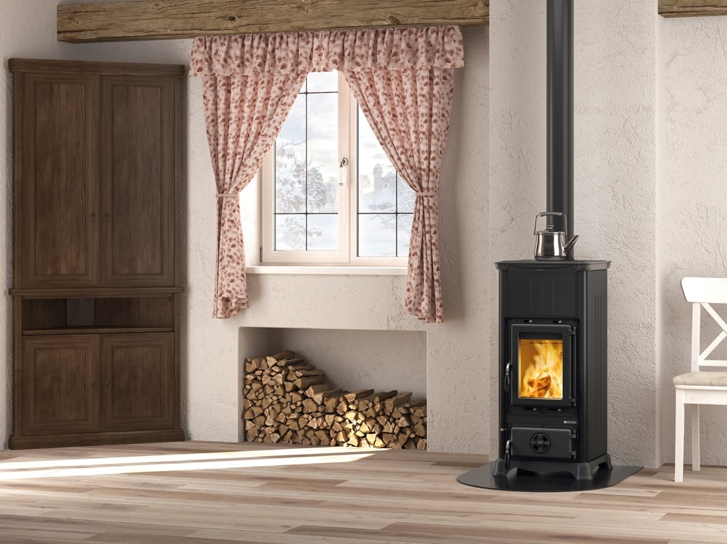 Камінна піч Emiliana Steel ( Anthracite Black ). Виробництво La Nordica-Extraflame Італія.