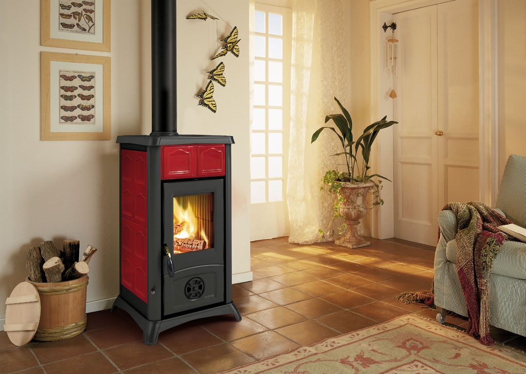 Камінна піч Gemma ( Elegance Bordeaux ). Виробництво La Nordica-Extraflame Італія.