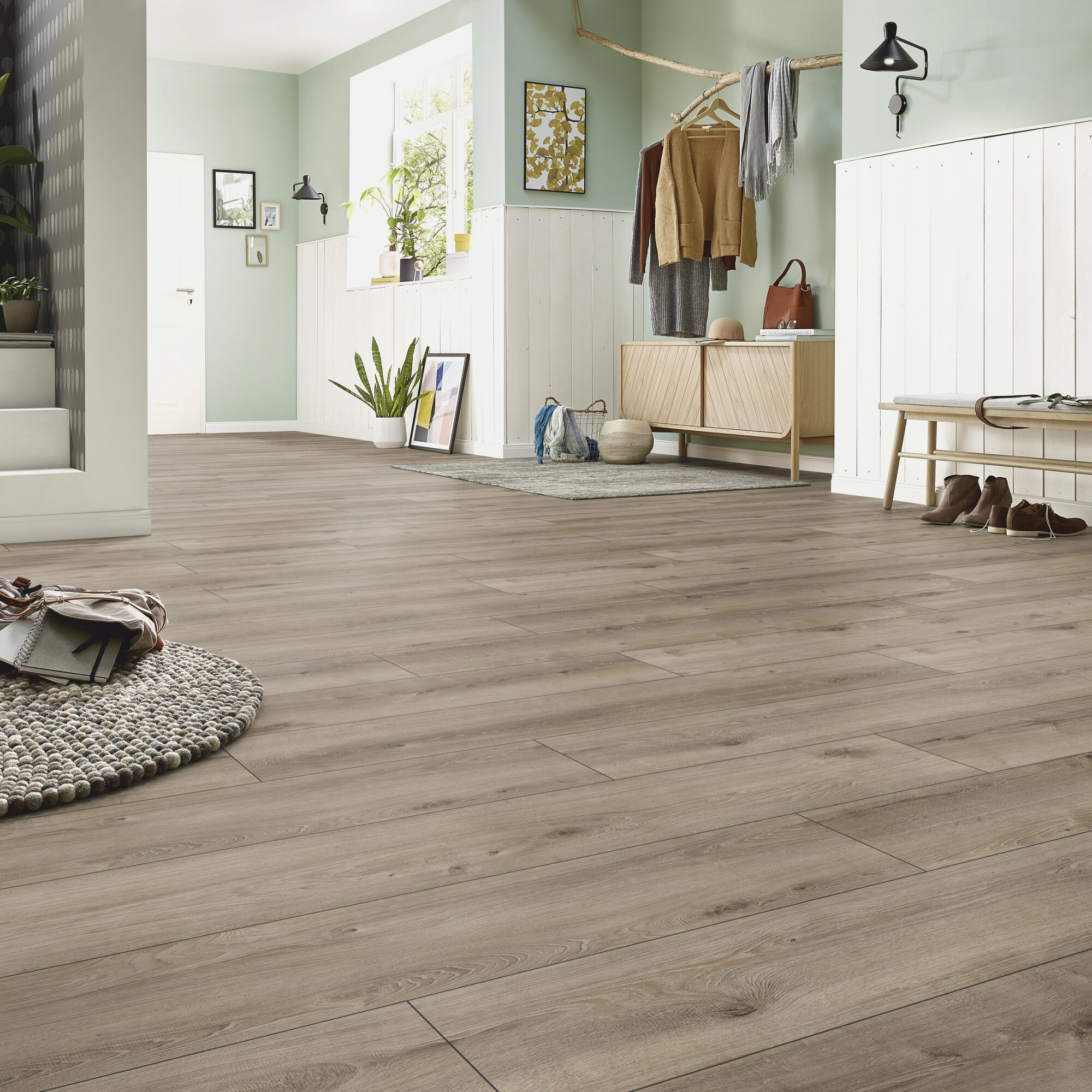 Ламінат Kronotex - Kashmir Oak Titanium, артикул D 6020, 32 клас, 8 мм. Колекція Exquisit Plus. Виробництво Німеччина.