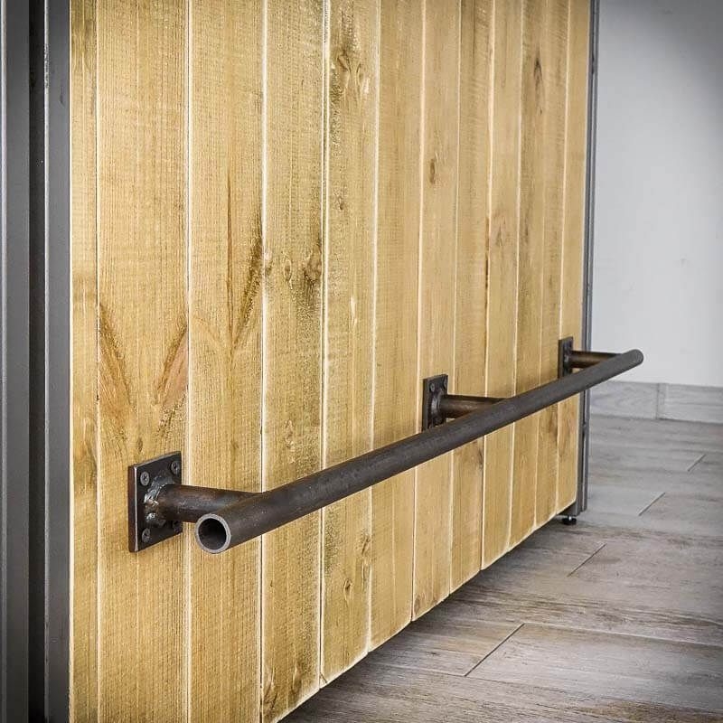Меблі Seart ( Rustykalne uchwyty ) – барний стіл Steel Wood, основний матеріал метал та деревина сосни, виробництво Польща.