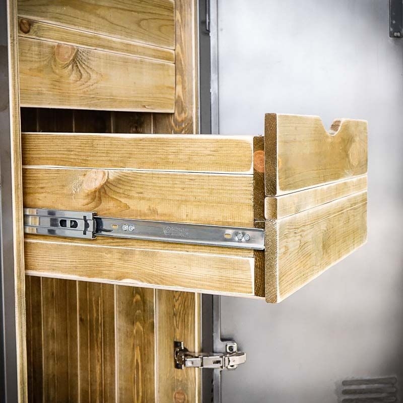 Меблі Seart ( Rustykalne uchwyty ) – шафа Steel Wood 3, основний матеріал метал та деревина сосни, виробництво Польща.
