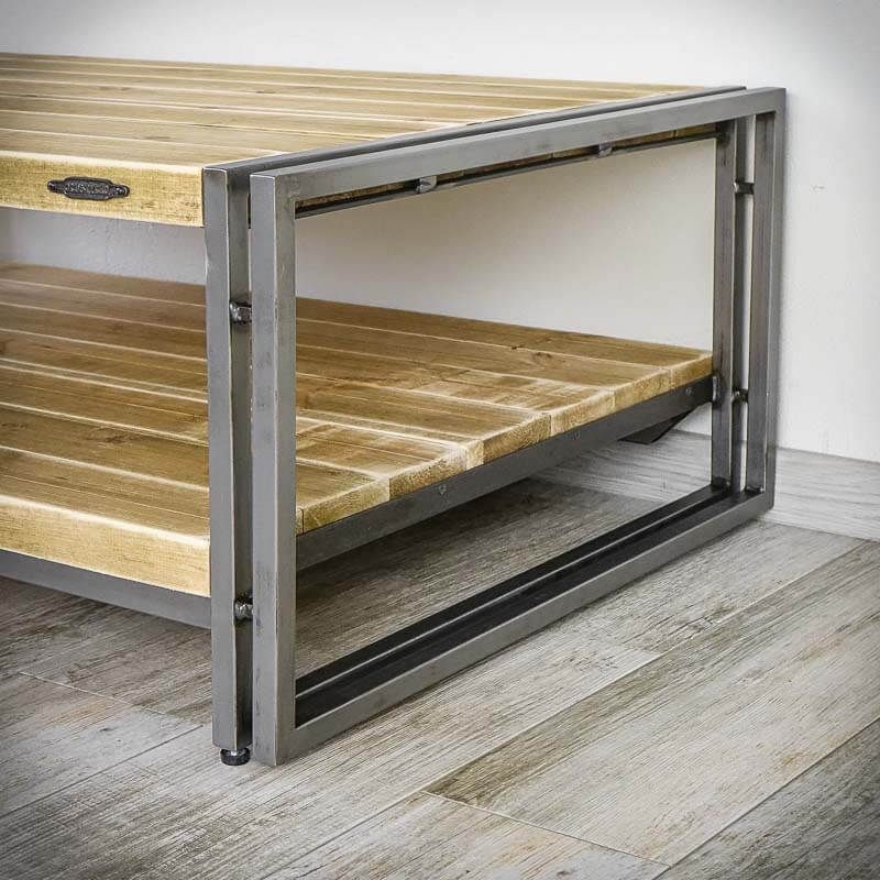 Меблі Seart ( Rustykalne uchwyty ) – столик Steel Wood 1, основний матеріал метал та деревина сосни, виробництво Польща.