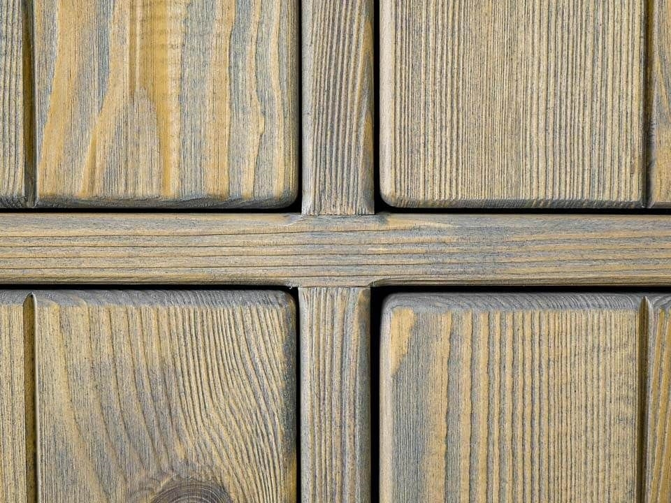 Меблі Seart – комод Tennessee 2, основний матеріал деревина сосни, виробництво Польща.