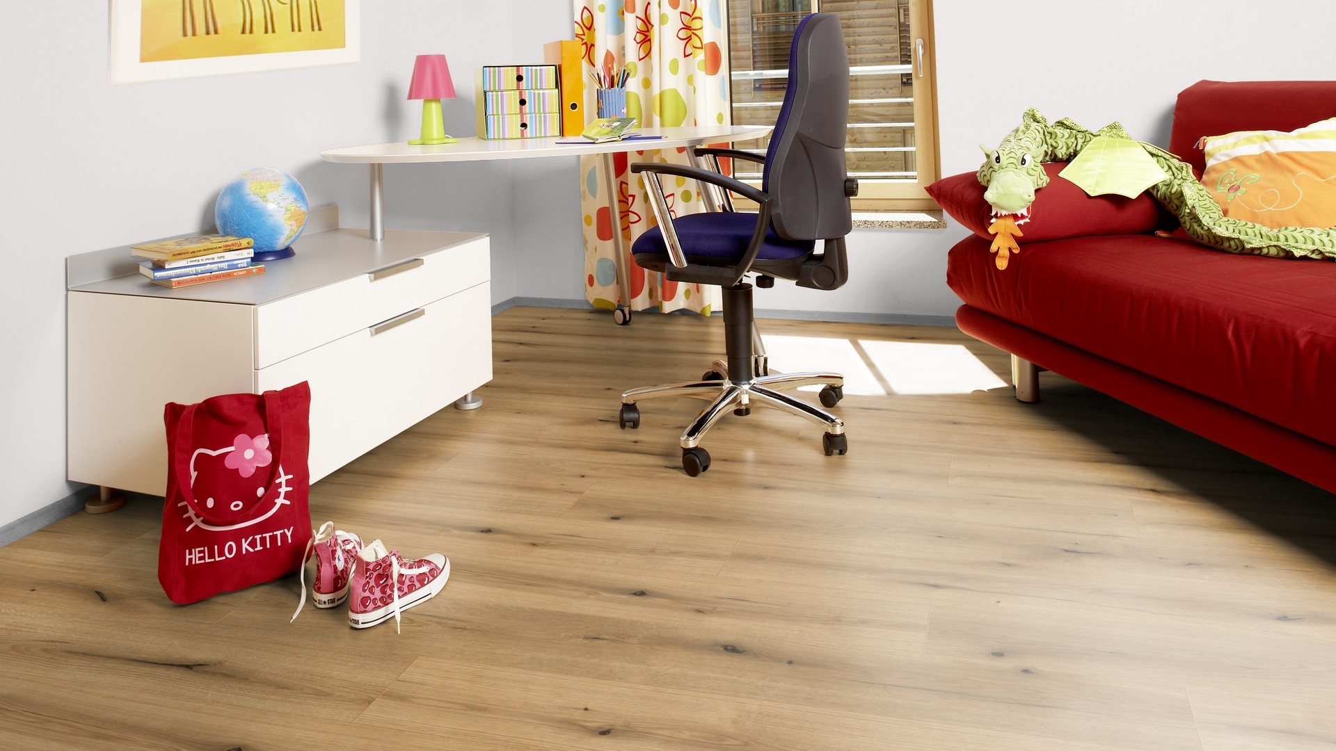 Ламінат Kaindl - Oak Evoke Coast, артикул K5573, 32 клас, 8 мм. Австрія.