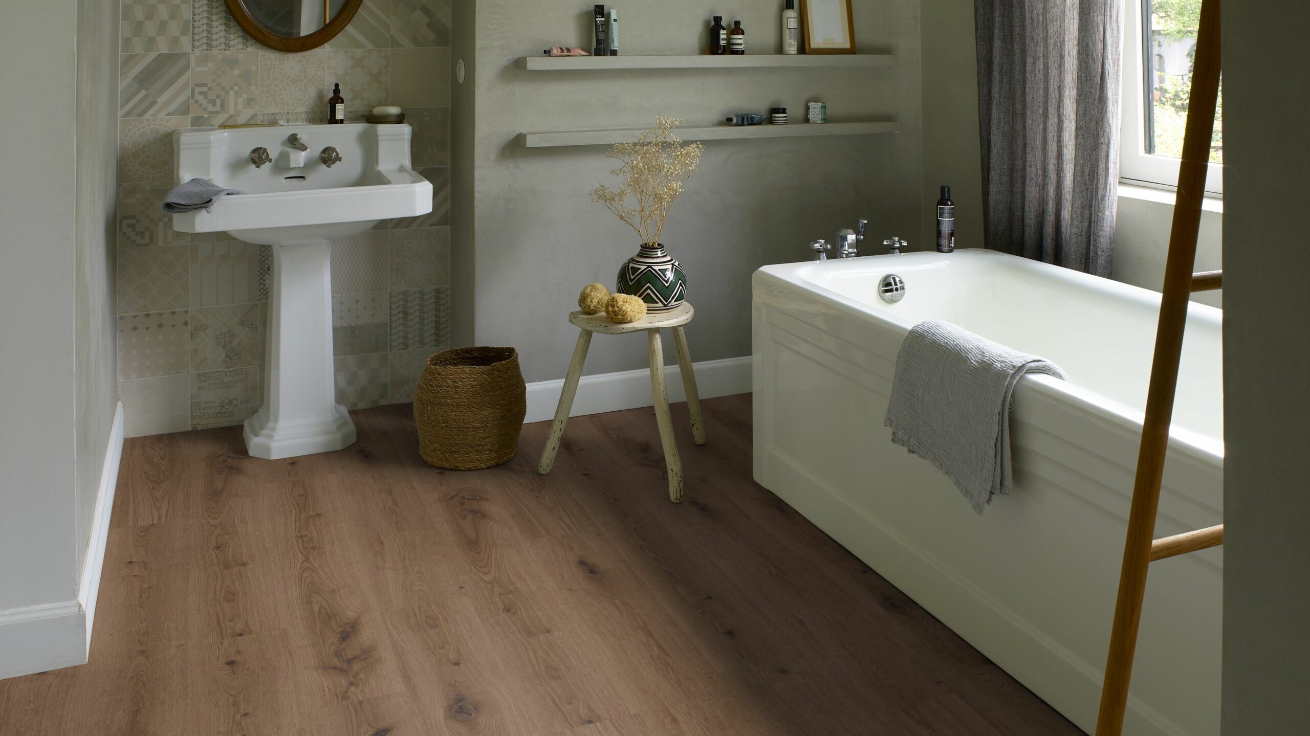 Вінілова підлога Tarkett – Delicate Oak Brown, артикул 280007016, 33 клас, 5,5 мм. Колекція Elegance Rigid 55.