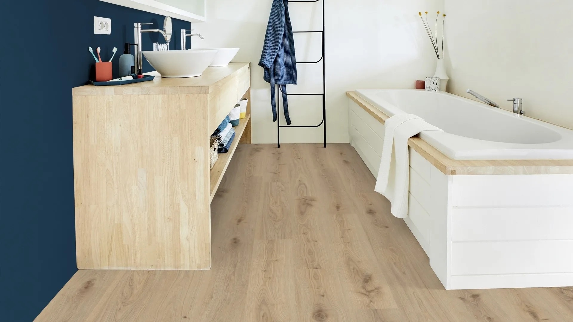 Вінілова підлога Tarkett – Delicate Oak Natural, артикул 280007014, 33 клас, 5,5 мм. Колекція Elegance Rigid 55.