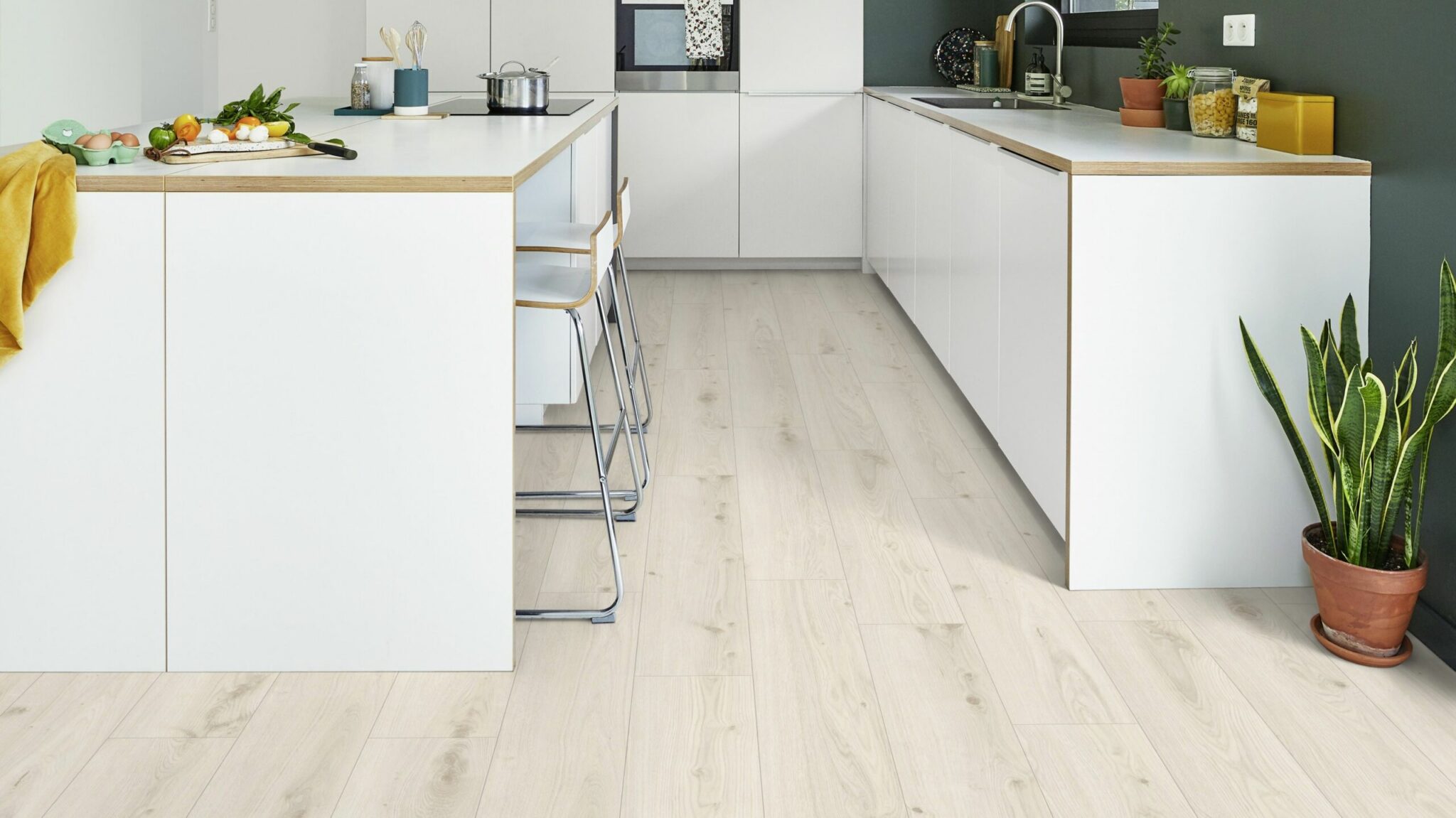 Вінілова підлога Tarkett – Delicate Oak Sugar, артикул 280007015, 33 клас, 5,5 мм. Колекція Elegance Rigid 55.