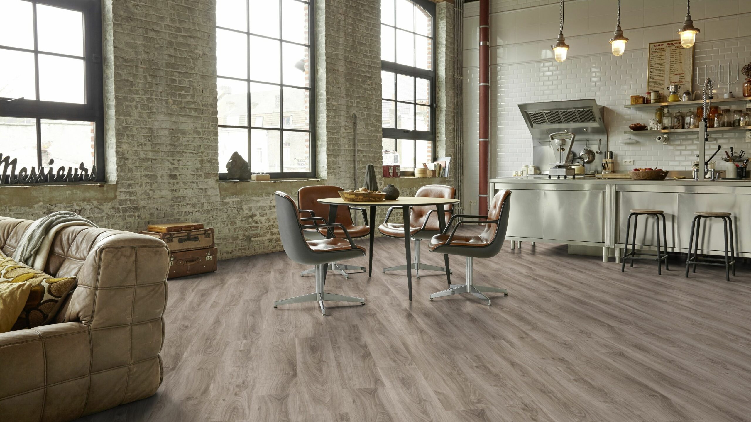 Вінілова підлога Tarkett – English Oak Beige, артикул 280006011, 33 клас, 5,5 мм. Колекція Elegance Rigid 55.