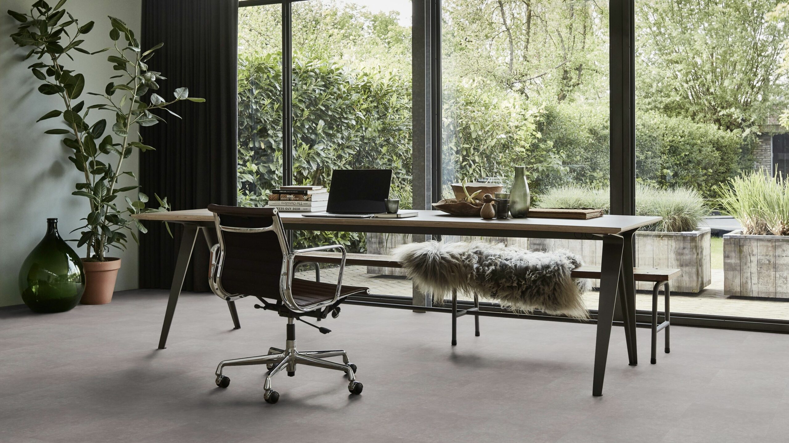Вінілова підлога Tarkett – Polished Concrete Steel, артикул 280008020, 33 клас, 5,5 мм. Колекція Elegance Rigid 55.