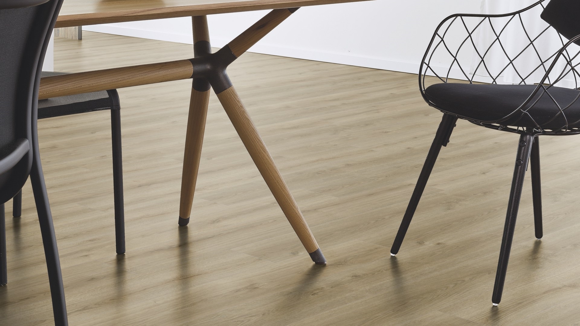 Ламінат Kaindl - Oak Evoke Trend, артикул K4421, 33 клас, 8 мм. Австрія.