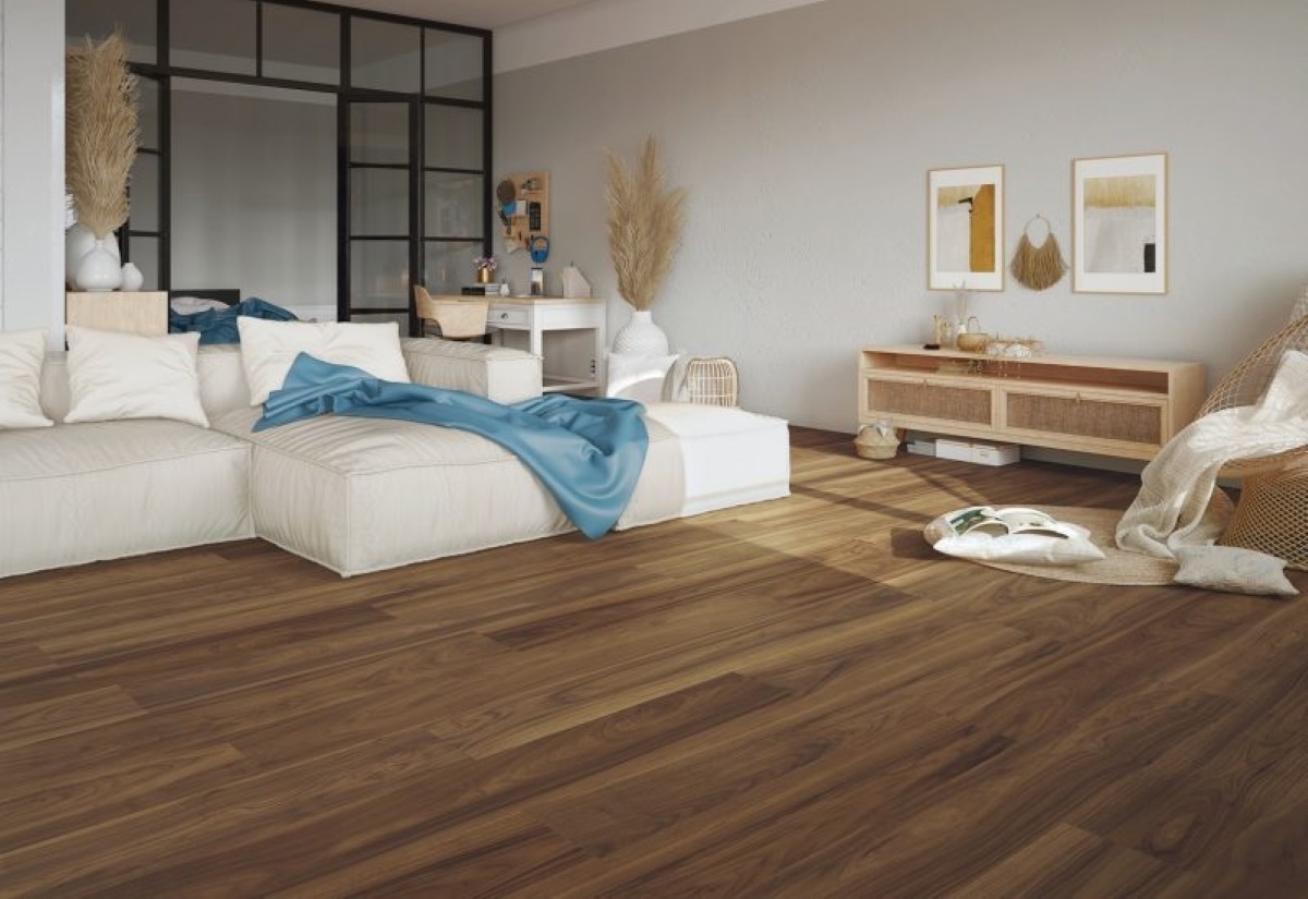 Вінілова підлога Classen - Ceramin – Ceramin – Walnut Red Brown 65246, 34 клас, 5,5 мм. (4,5+1мм.), колекція Nuva Selected, виробництво Німеччина